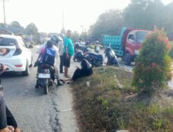 Diduga Kaget Motor Menyeberang, Pengendara Metik Terjatuh di Poros Wayong Kendari
